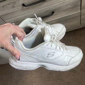 hooters shoes